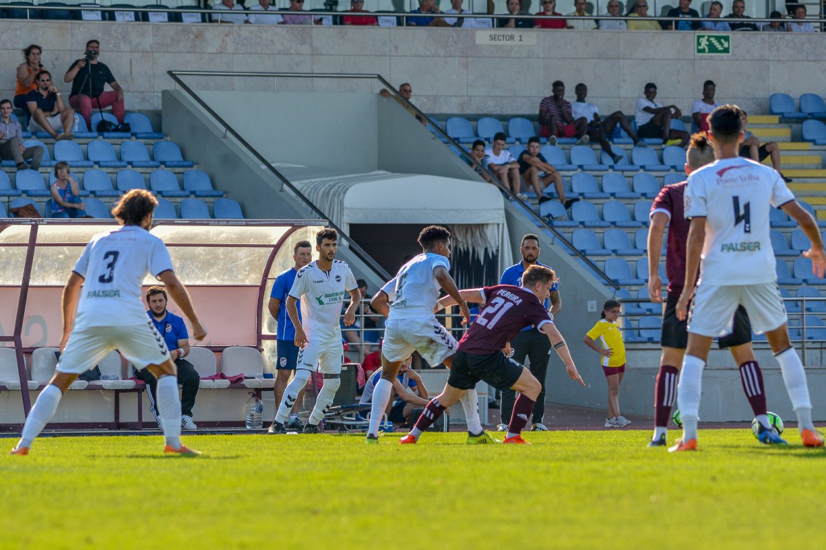 Futebol | Fátima estreia-se com empate perante o Sertanense (c/fotos e áudio)