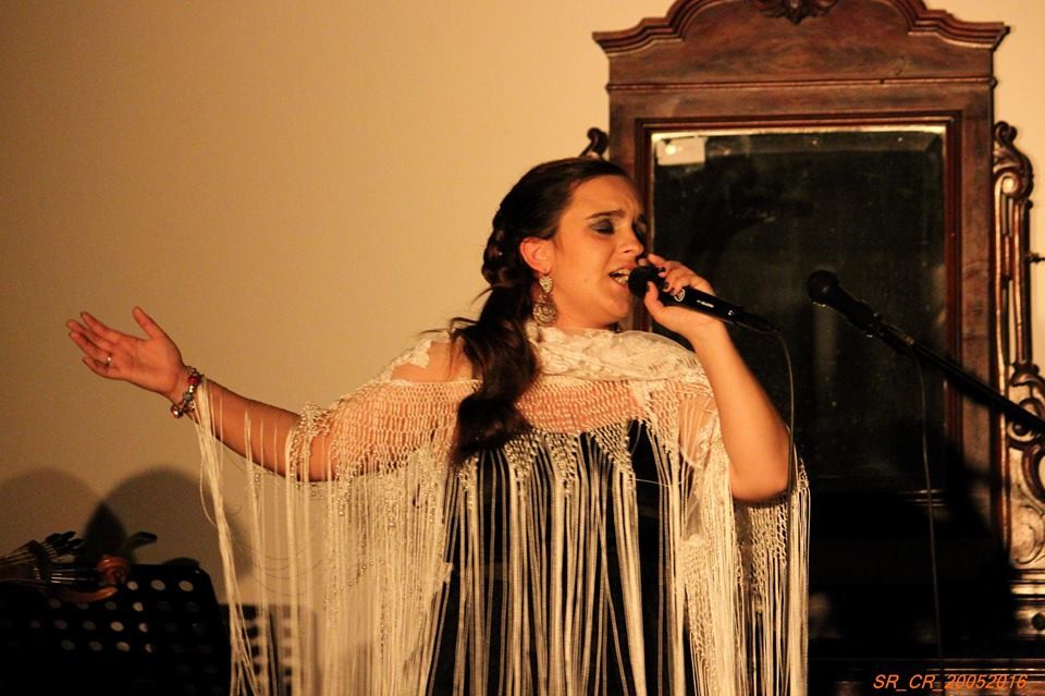 Abrantes | Ana Lúcia, a jovem fadista que conquistou o Ribatejo (entrevista)